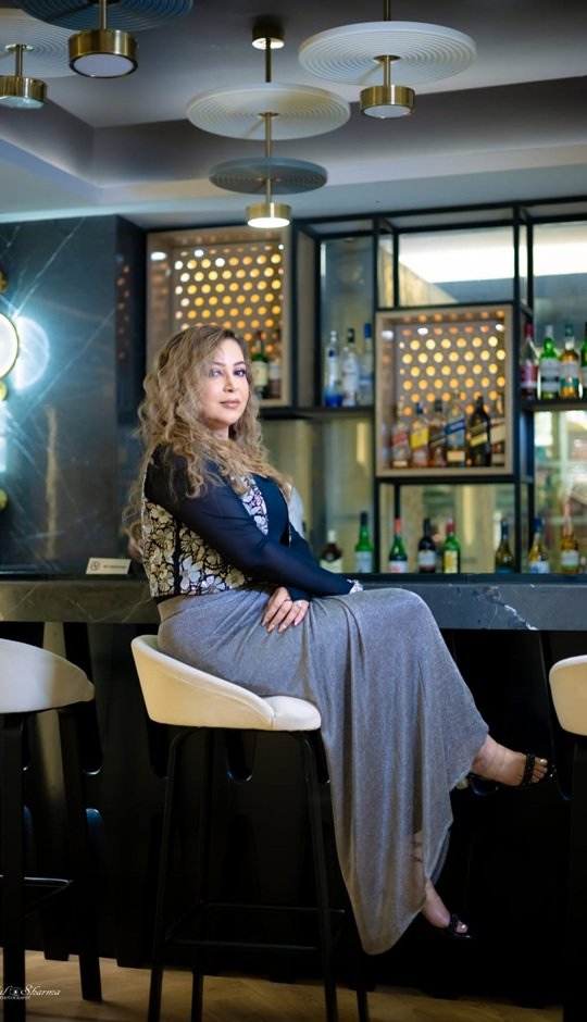 Hena Mohi — Banker & Finance Leader